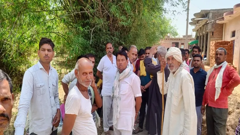 जालौन : संदिग्ध अवस्था में युवक की मौत, मां ने लगाया पति और उसके साथियों पर हत्या का आरोप 