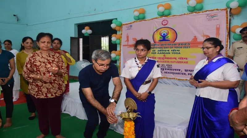 प्रयागराज : उत्तर मध्य रेलवे में अंतर्राष्ट्रीय योग दिवस का हुआ आयोजन 