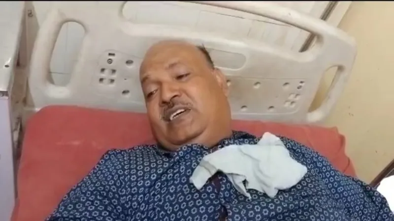 दबंगई : पुलिस के सामने भतीजे ने चाचा को दिन दहाड़े मारी गोली, गंभीर हालत में लखनऊ रिफर