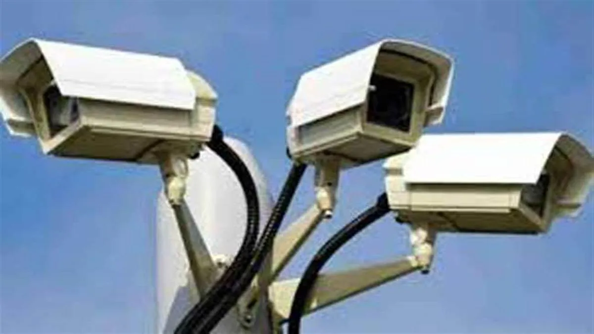 सावधान : अब शहर के सीसीटीवी काटेंगे वाहनों के चालान