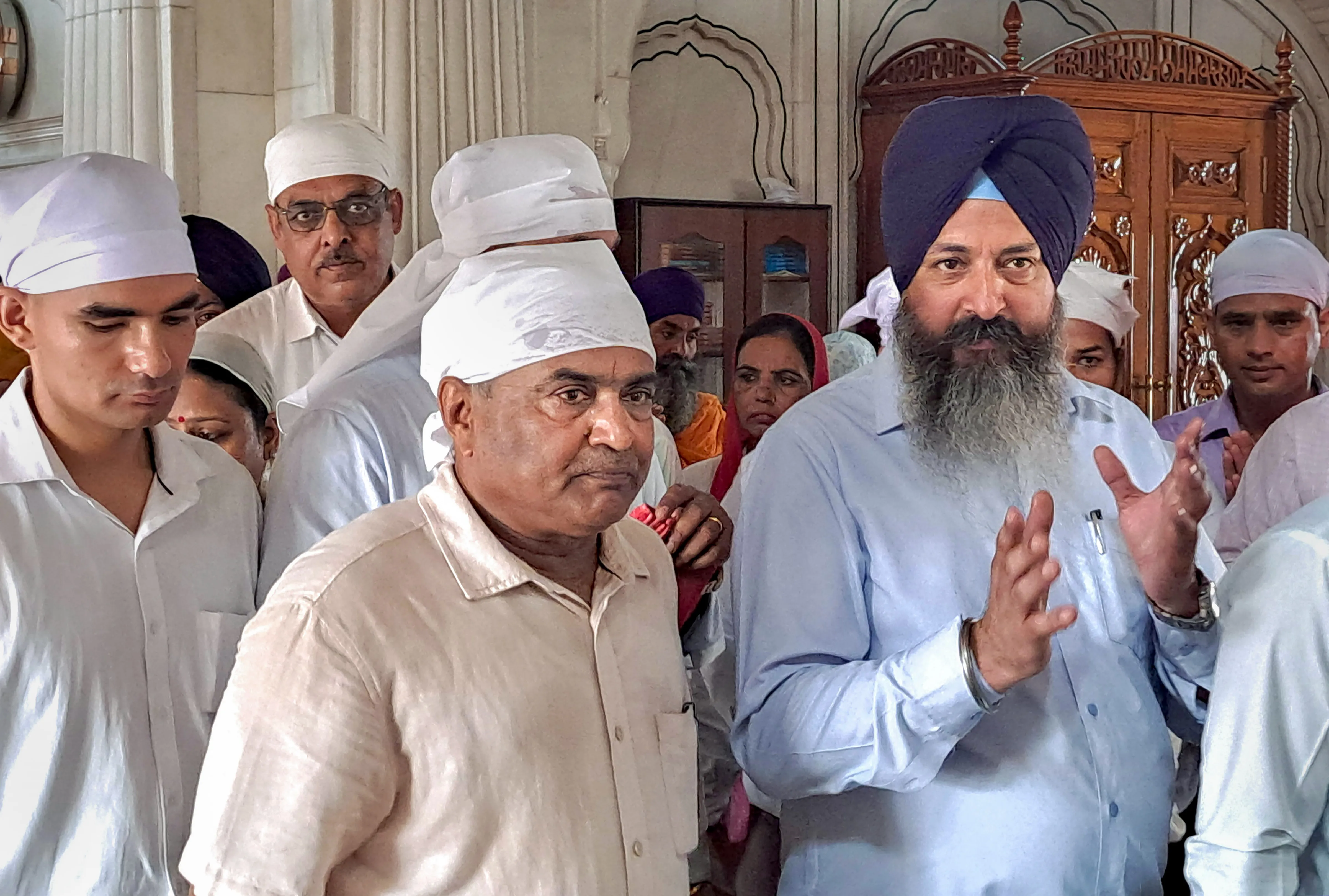 सेना प्रमुख जनरल मनोज पांडे ने हरमंदिर साहिब में माथा टेका 