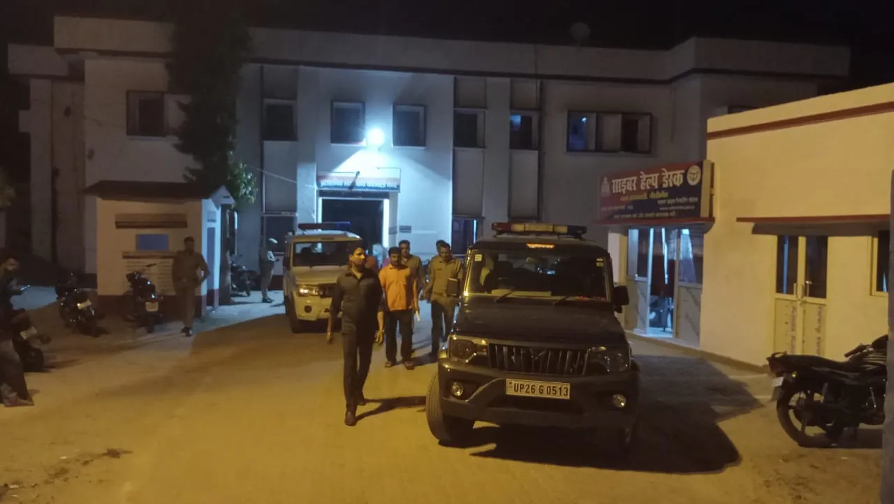 पीलीभीत: राज्यमंत्री के काफिले की गाड़ी हटाने को लेकर विवाद, सुरक्षा कर्मियों ने भाजपाई को पीटा