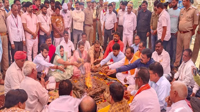 सुल्तानपुर : 40 करोड़ की लागत से बल्दीराय में बनेगा मंडल स्तरीय स्टेडियम, हुआ भूमि पूजन 