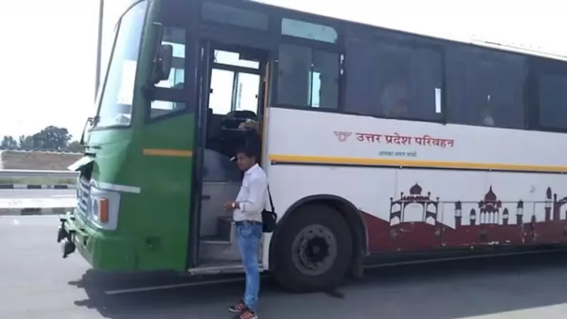 लखनऊ : पांच किमी भी नहीं चल पायी जनरथ, भीषण गर्मी में हुई खराब, यात्री बेहाल