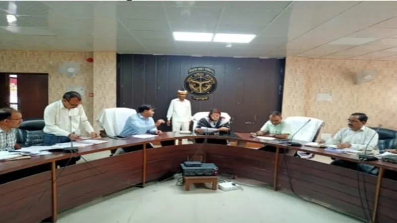 बहराइच : बैठक से नदारद 7 विद्यालयों के प्रधानाध्यापक, कार्रवाई के निर्देश