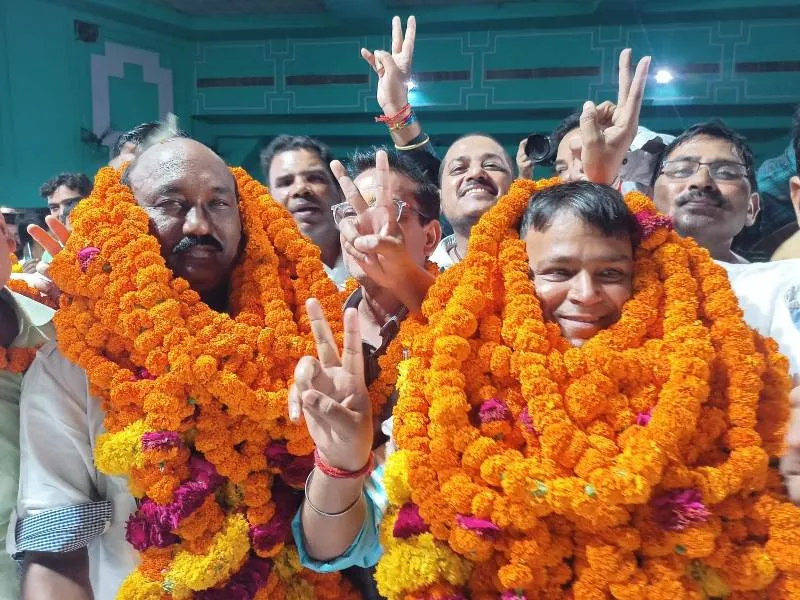 लखनऊ : सुरेश रावत अध्यक्ष, और कमल कुमार बने महामंत्री