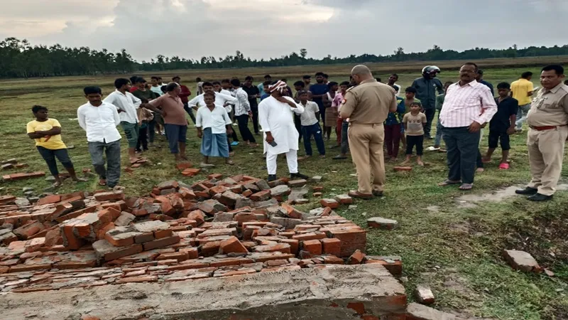 अयोध्या : रुक-रुककर हुई बूंदाबांदी, रौनाही में दीवार ढहने से दो की मौत