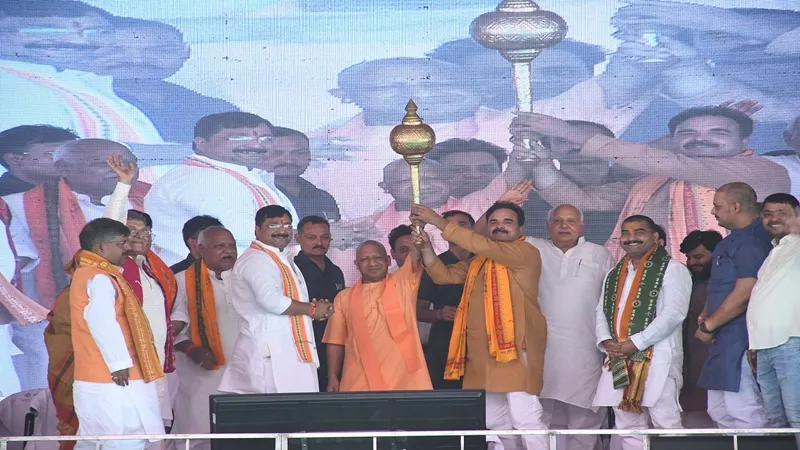 दिल्ली के राजपथ जैसा दिखेगा अयोध्या का रामपथ : सीएम योगी