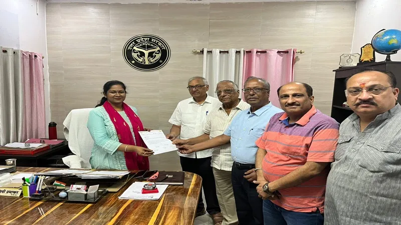 बहराइच : कारोबारियों ने की मांग, भामाशाह जयंती को 