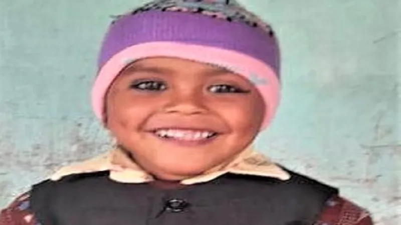 रामपुर: कुत्तों ने मासूमों पर बोला हमला, एक को नोंच-नोंच कर मार डाला, एक घायल