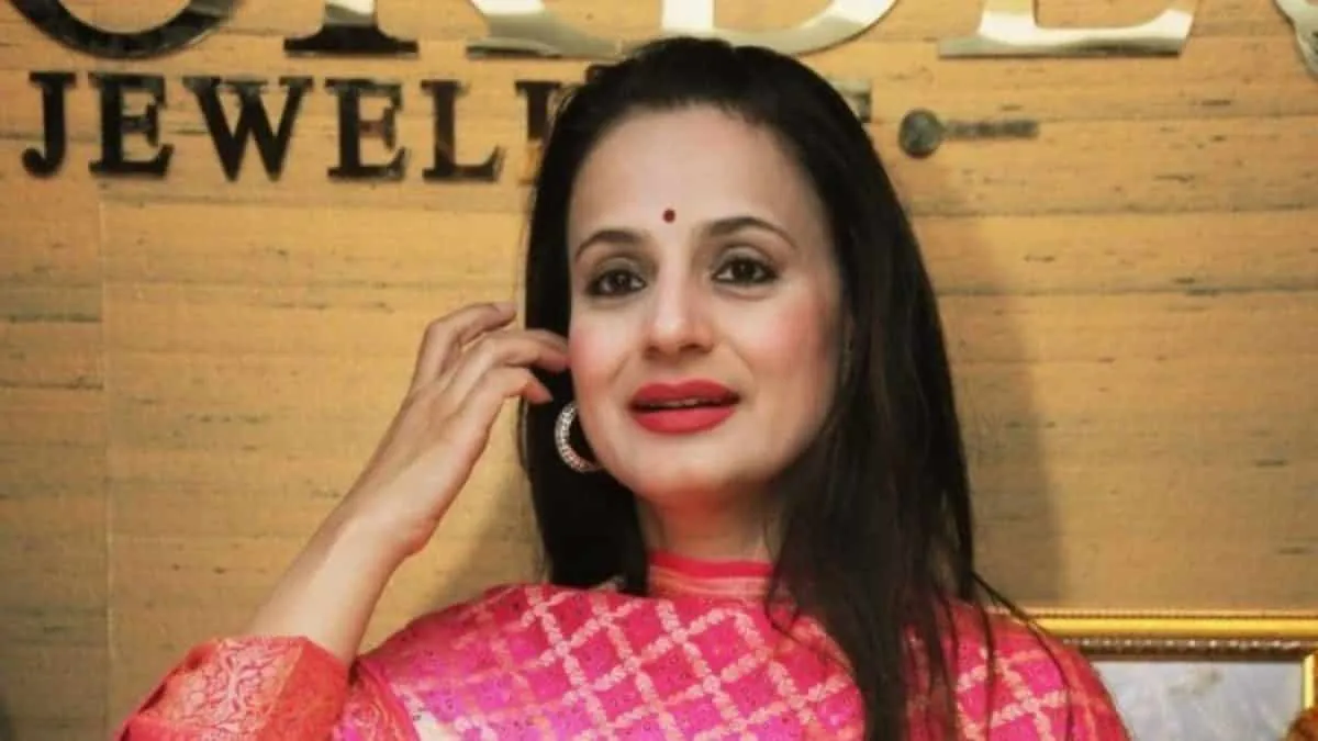 चेक बाउंस मामले में अमीषा पटेल ने अदालत में आत्मसमर्पण किया, मिली जमानत 