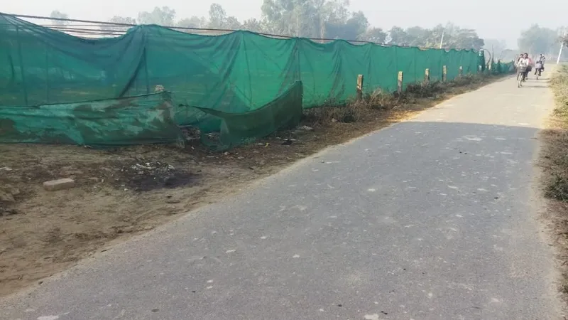 अयोध्या: 50 किसानों का बीस करोड़ दबा कर बैठा है विकास प्राधिकरण, पीड़ितों ने लगाई गोहार