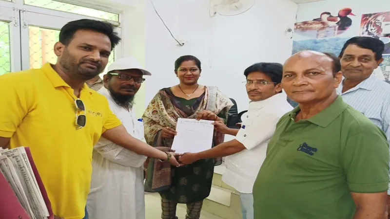 बहराइच: बलिया में हुई मौत का स्पष्ट जांच करवाए सरकार, RLD ने पांच सूत्रीय मांगों को लेकर दिया ज्ञापन