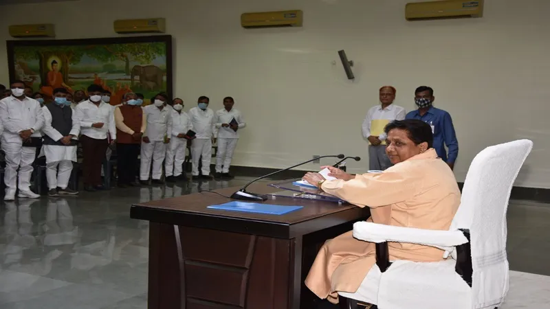 मायावती ने पार्टी पदाधिकारियों के साथ की महत्पूर्ण बैठक, लोकसभा चुनाव 2024 के लिए बनाया ये बड़ा प्लान