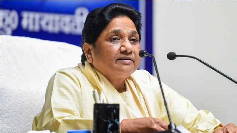 पार्टी बैठक में बोलीं मायावती- धर्मनिरपेक्षता की अवहेलना कर देश को प्रगति के पथ पर नहीं दौड़ाया जा सकता