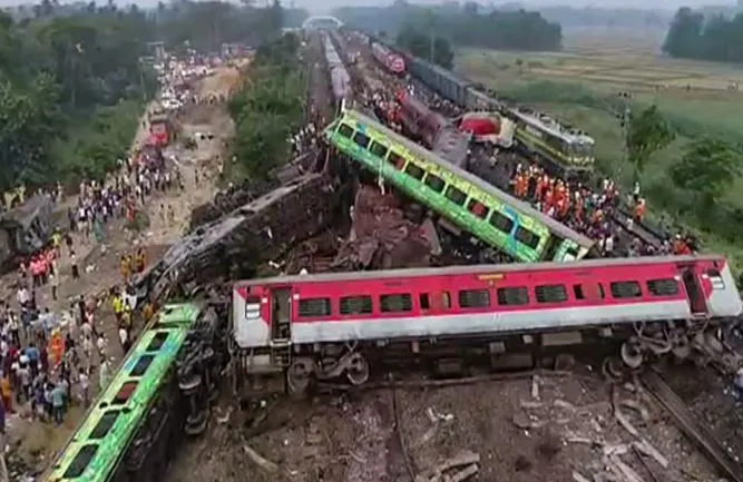 रेल हादसे में जख्मी भाइयों ने कहा- भगवान ने दिया है उन्हें दूसरा जीवन 