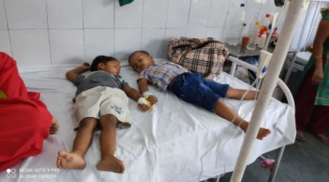बरेली: डायरिया का कहर... कम पड़ गए बच्चा वार्ड में बेड