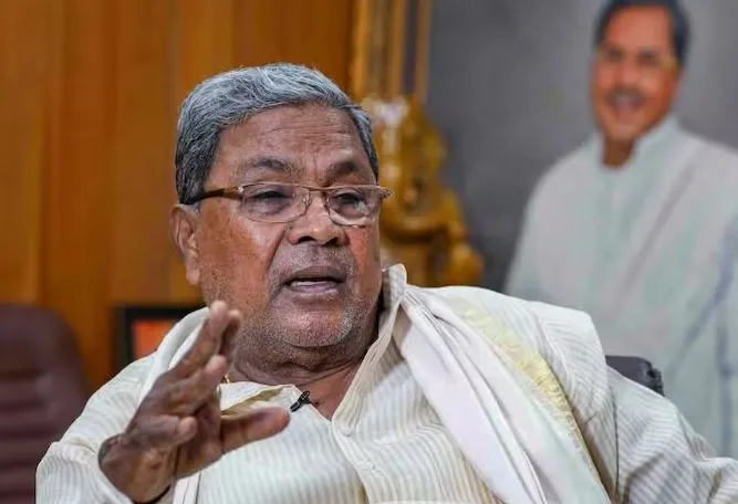 कर्नाटक सरकार प्राप्त करेगी सामाजिक-आर्थिक जातिगत सर्वेक्षण रिपोर्ट : सिद्धरमैया 