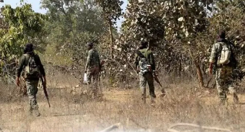 छत्तीसगढ़ : कांकेर में सुरक्षाबलों के साथ मुठभेड़ में एक महिला नक्सली ढेर