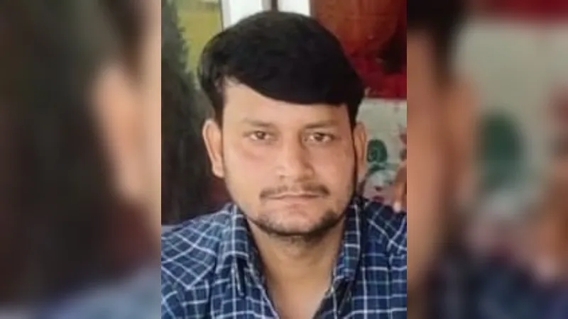 Kanpur Accident : विदा कराकर लौट रहे पति की सड़क हादसे में मौत, नवविवाहित भी घायल, परिजन रो-रोकर बेहाल
