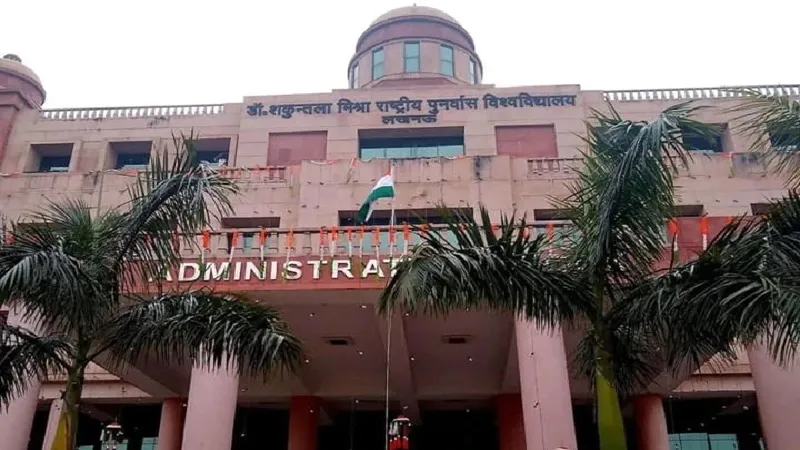 लखनऊ: पुनर्वास विश्वविद्यालय के छह छात्रों का कैम्पस प्लेसमेंट