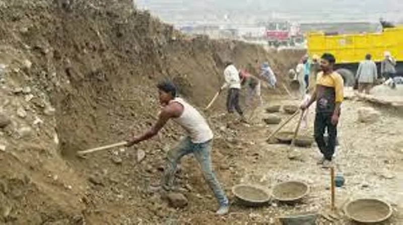हल्द्वानी: आज बंद हो जाएगी गौला नदी में फावड़े बेलचों की खन-खन
