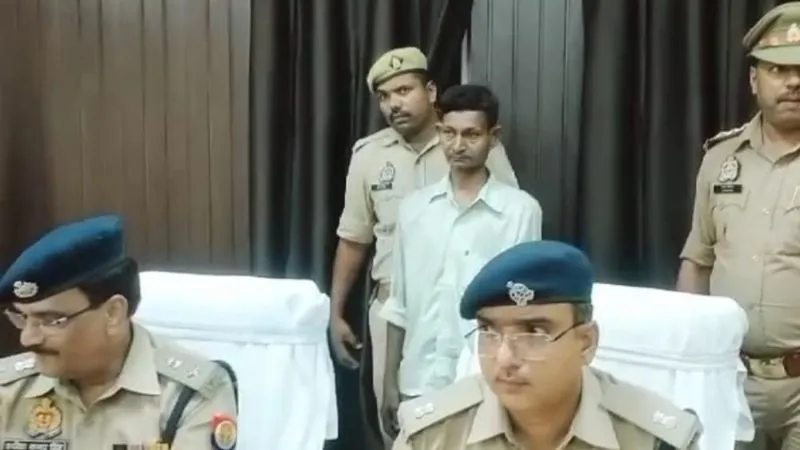 Fatehpur News : खागा विधायक के गनर की चोरी गई पिस्टल बरामद, मात्र सात सेकेंड में वारदात को दिया अंजाम