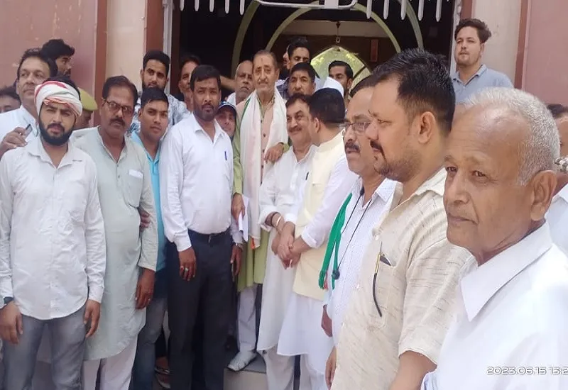 मुरादाबाद : पूर्व प्रधानमंत्री पंडित नेहरू-राहुल गांधी और प्रियंका गांधी पर अशोभनीय टिप्पणी पर भड़के कांग्रेसी
