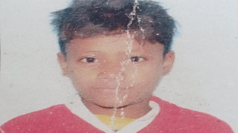 अमरोहा: सांड के हमले में घायल कक्षा पांच के छात्र की उपचार के दौरान मौत 