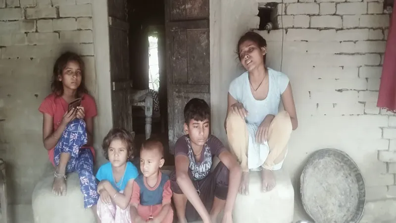 गोंडा: बाइक सवार की हत्या कर निकाली आंख और काटी जुबान, नृसंश हत्या से इलाके में दहशत