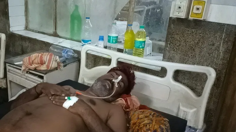 बहराइच: दूसरी पत्नी ने बहनों के साथ मिलकर पहले पति को पीटा फिर खिलाया जहर, हालत गंभीर