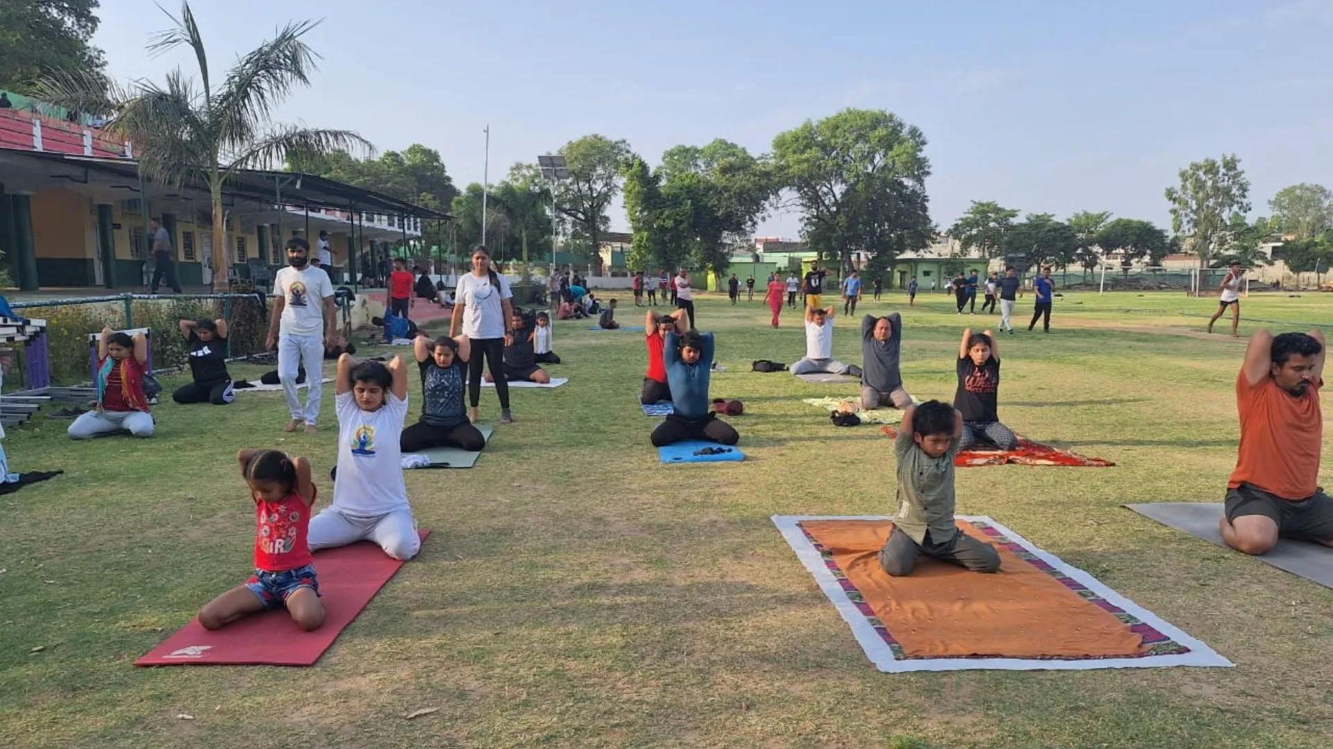 बरेली: योग सप्ताह के अन्तर्गत सामूहिक योगाभ्यास और आशु भाषण प्रतियोगिता का हुआ आयोजन