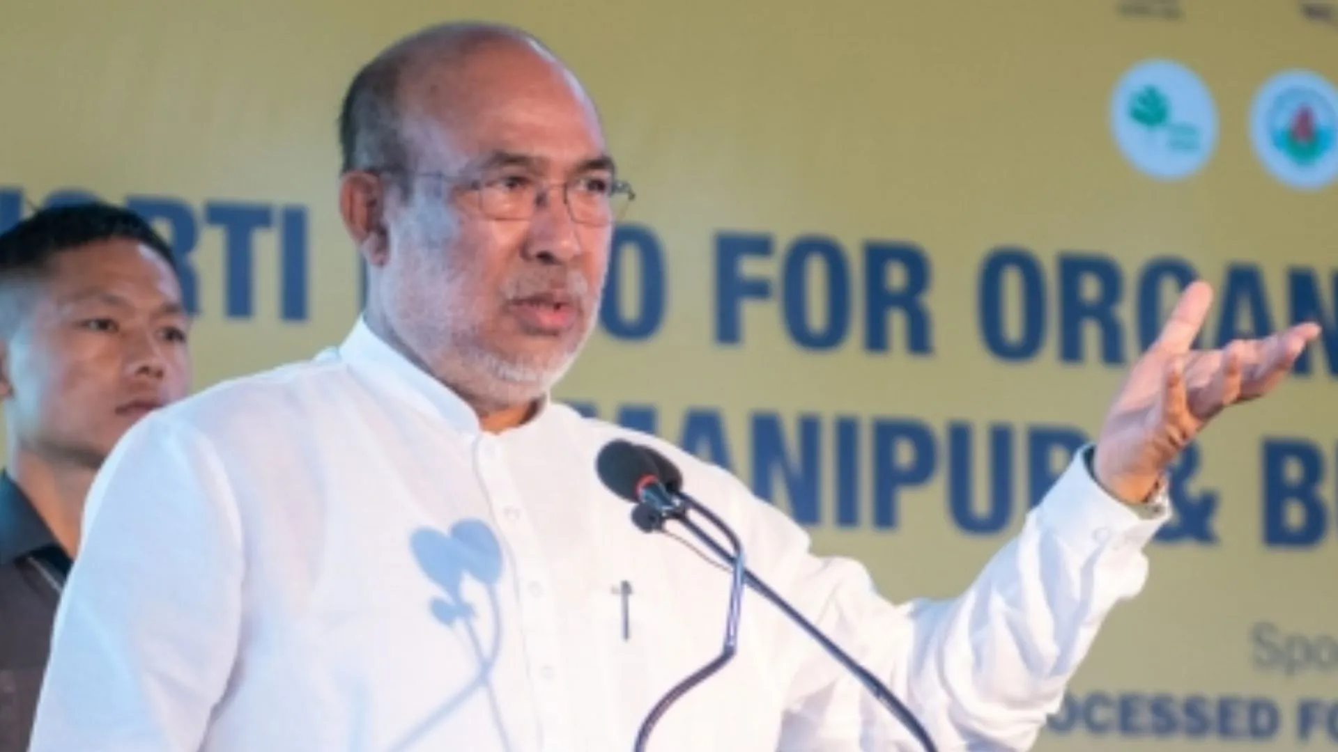 मणिपुर के मुख्यमंत्री ने दी चेतावनी, कहा-  हिंसा बंद करें, नहीं तो भुगतने होंगे नतीजे