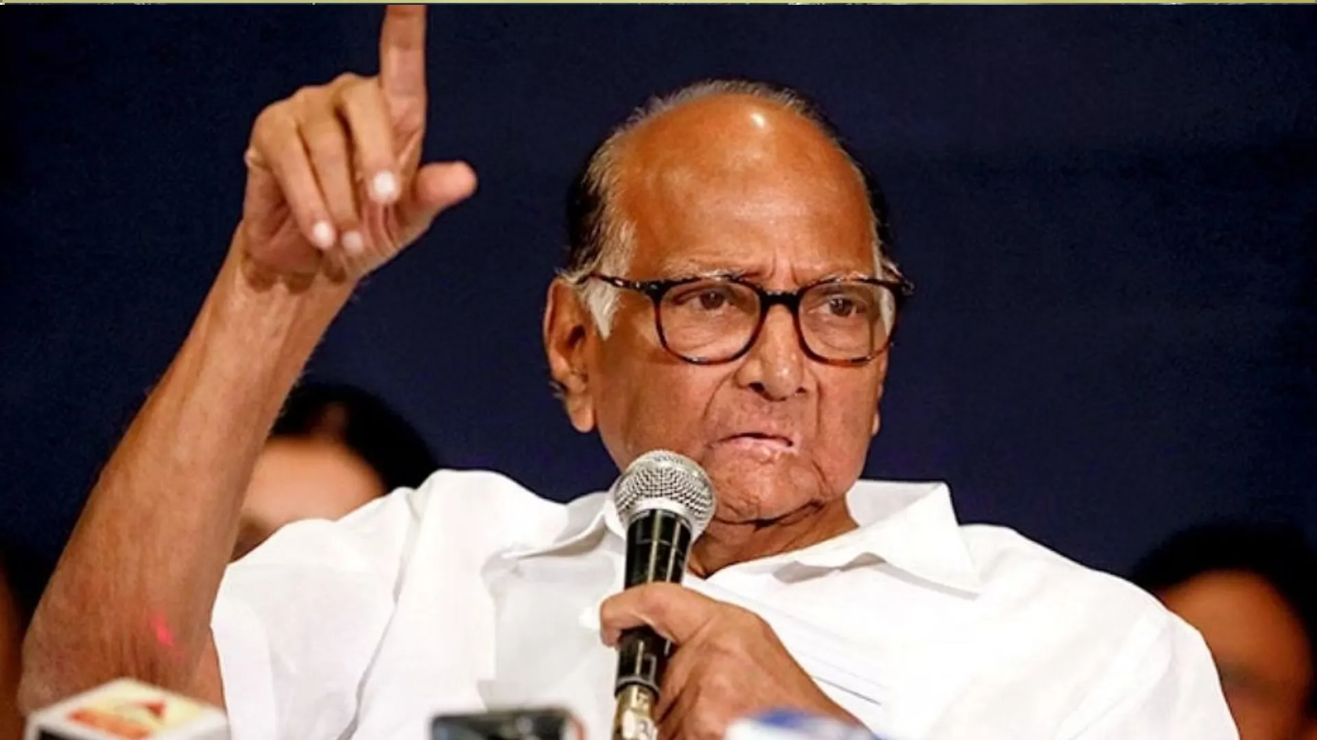 पटना रवाना होने से पहले बोले पवार, विपक्षी दलों की बैठक में देश के लिए चिंताजनक मुद्दों पर चर्चा की जाएगी