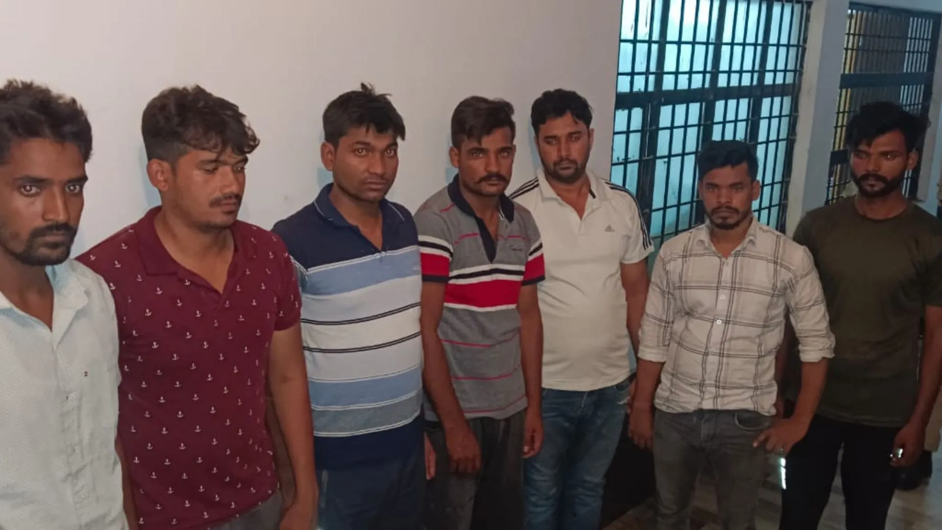 बरेली: 15 लाख में वीडीओ बनाने वाले गिरोह का पर्दाफाश, सरगना समेत 11 गिरफ्तार