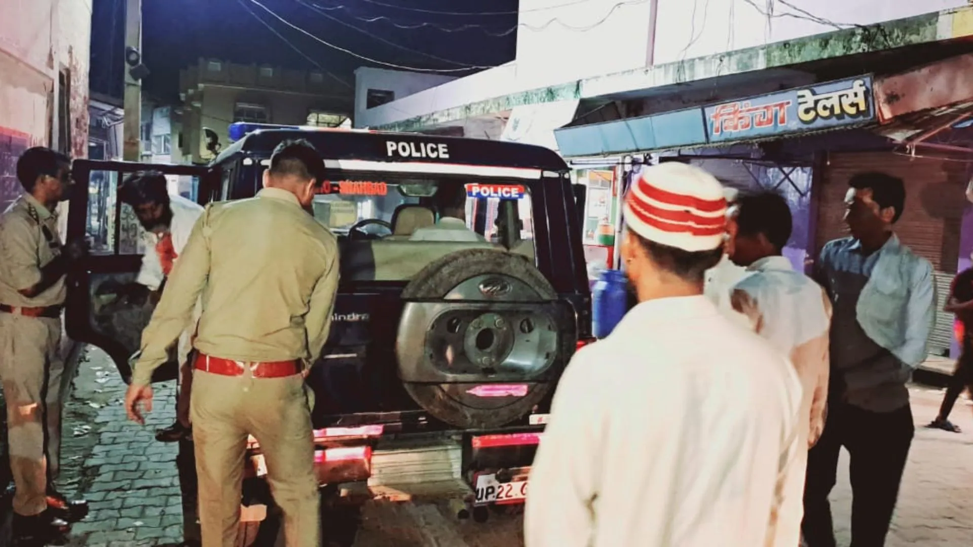 रामपुर: तमंचे के बल पर ममेरे-फुफेरे भाइयों से लूट, पुलिस महकमे में हड़कंप