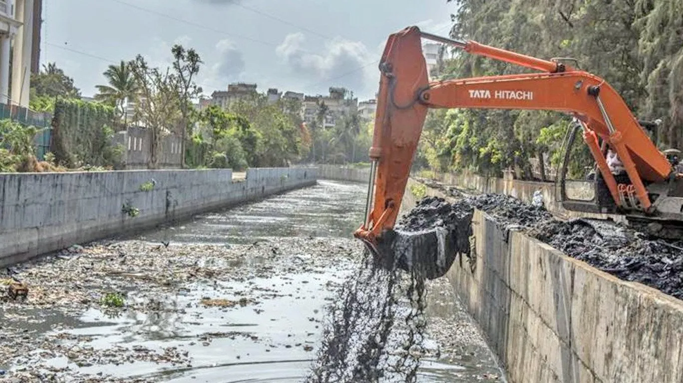 जसपुर: 50 साल बाद हुई मुख्य नाले की सफाई 