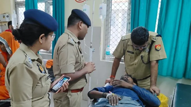 Kannauj News: पुलिस मुठभेड़ में मुख्य आरोपी समेत दो गिरफ्तार, पूर्व प्रधान पति की गोलियों से भूनकर की थी हत्या