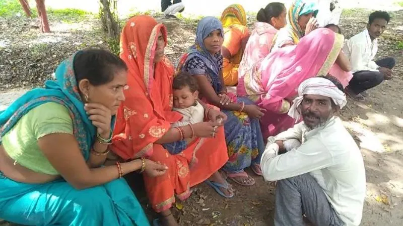 Kannauj News: मेडिकल कॉलेज में भर्ती महिला फंदे से लटकी मिली, 15 साल पहले हुई थी शादी, बीमार होने पर लाया था पति