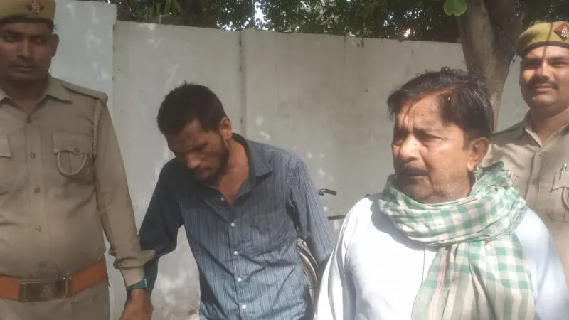 Kanpur News : लुटेरों से मुकाबला करने वाली महिला के घर चोरी का खुलासा, दो गिरफ्तार, माल हुआ बरामद