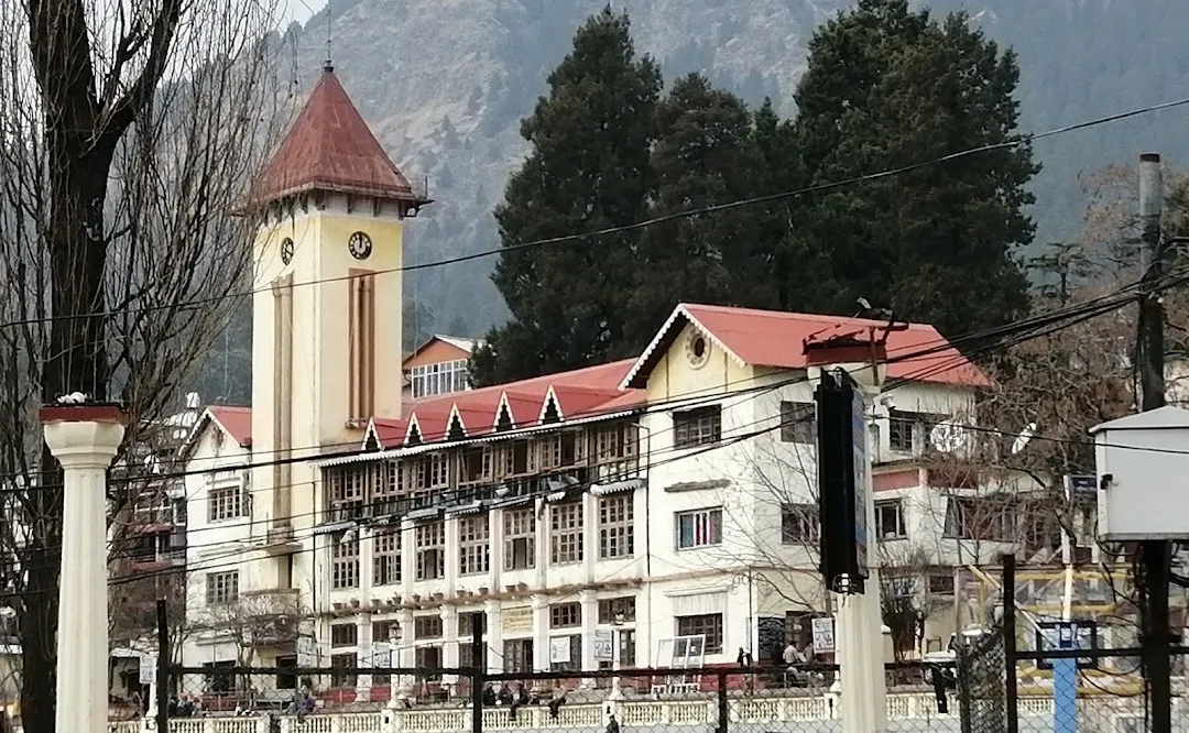 नैनीताल: ट्रेड लाइसेंस शुल्क : दो माह में 30 लाख की हुई वसूली,  सालाना करोड़ों की आमदनी