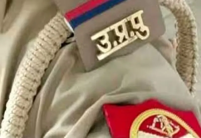 वर्दी का रौब...घर से भटके बच्चों को लोगों ने पुलिस को सौंपा तो पीआरवी जवान ने जड़ दिए थप्पड़, सीसीटीवी कैमरे में कैद हुई घटना