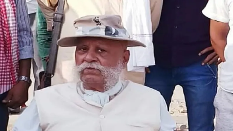 राजा भैया के पिता ने ट्वीट कर कहा- भारत को एक हिंदू राज्य घोषित करने का अवसर खो रही बीजीपी