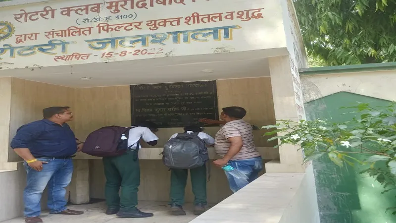 मुरादाबाद: स्वच्छ पेयजल उपलब्ध कराना रोटरी क्लब का उद्देश्य, जलशालाओं की पदाधिकारियों ने कराई सफाई 