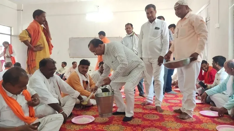 कार्यकर्ता ही पार्टी की रीढ़ः विधायक राज प्रसाद