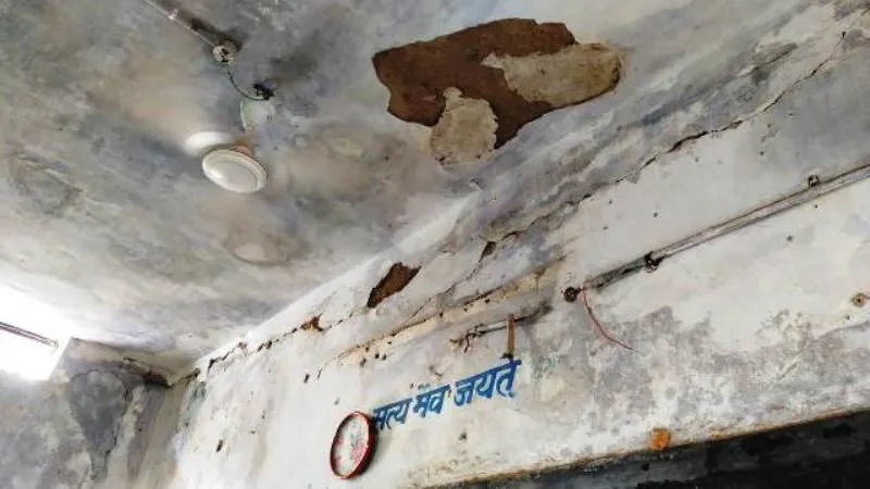 गरमपानी: बरसात से पहले जर्जर हालत वाले विद्यालय होंगे चिन्हित