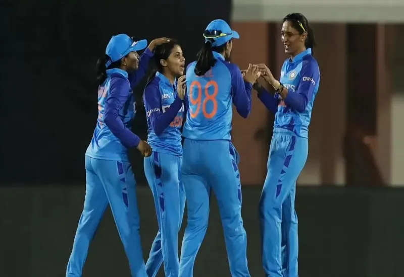 30 जून को मिलेगा भारतीय क्रिकेट महिला टीम को नया कोच, अमोल मजूमदार का नाम दौड़ में सबसे आगे