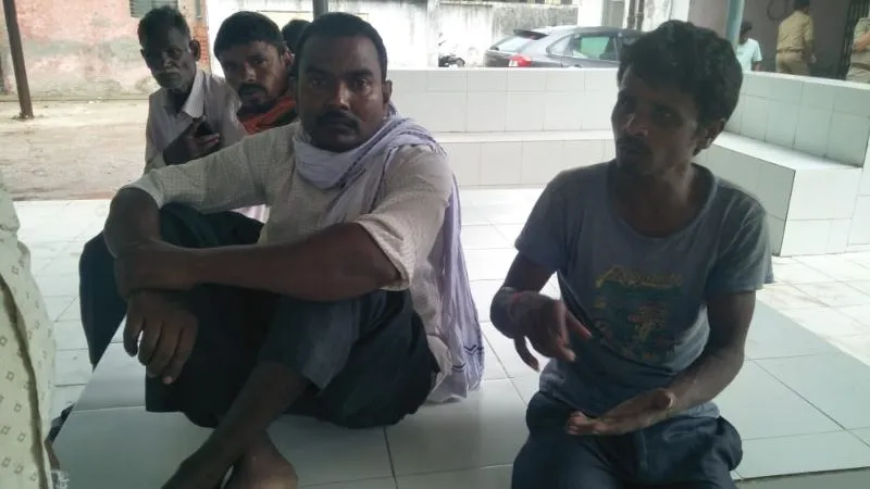 Unnao News : विवाहिता का फंदे से लटकता मिला शव, परिजनों ने हत्या का लगाया आरोप, जानें- पूरा मामला