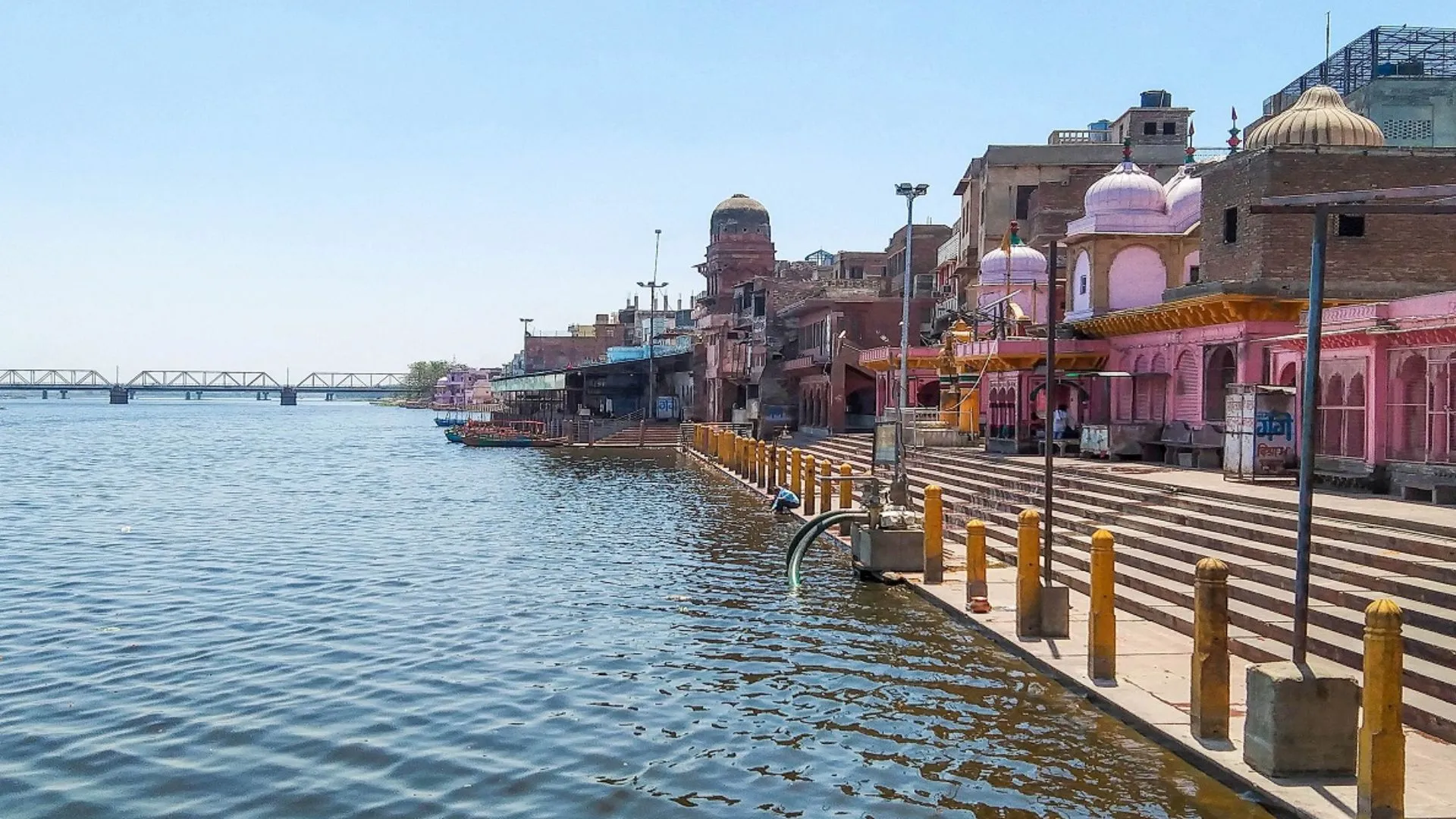 मथुरा: यमुना को निर्मल करने के प्रयास अब भी न काफी 