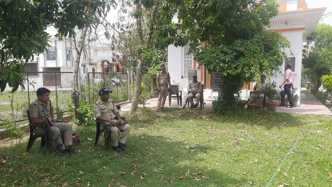 Kashipur News: UKSSSC Paper Leak मामले में ED सख्त, एक आरोपी के घर में मारा छापा, संपत्ति की जांच में जुटी